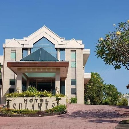 Hotel Sulawesi Jember Luaran gambar